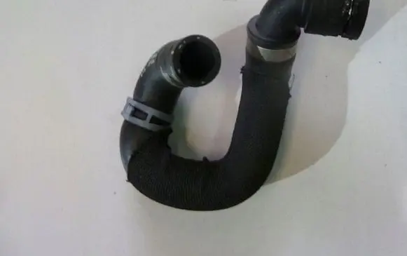 Audi A8 S8 D4 4H Engine coolant pipe/hose 4H0819371K