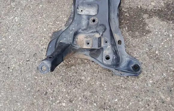 Toyota Yaris Front subframe