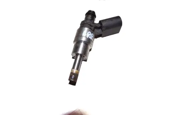 Audi A3 S3 A3 Sportback 8P Fuel injector 06F906036A 0261500020
