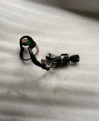 Citroen C5 Ignition lock 9648445180