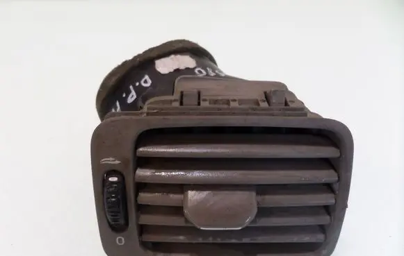 Volvo S40, V40 Dashboard side air vent grill/cover trim 130082002 130082115