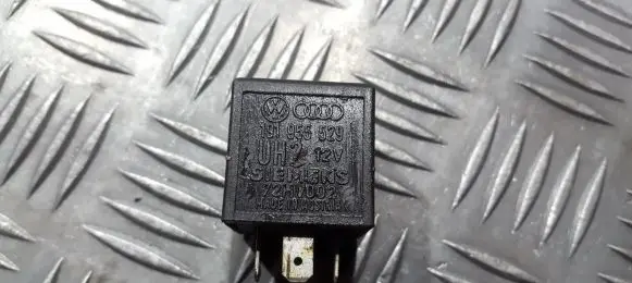 Volkswagen Golf II Other relay 191955529 72hv002