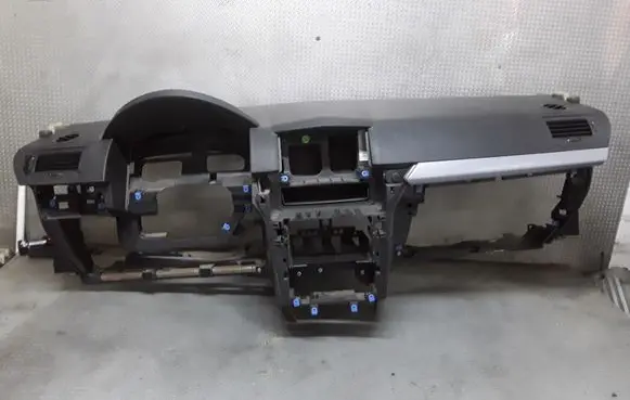 Opel Astra H Dashboard 13149016