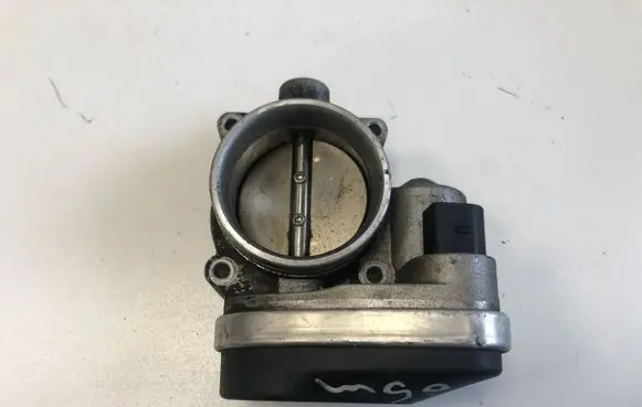 BMW 3 E90 E91 Throttle valve 408238