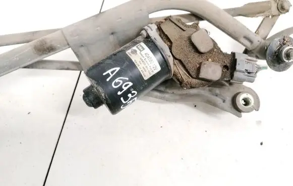 Nissan Almera N16 Wiper motor 40458212V 28800BN000