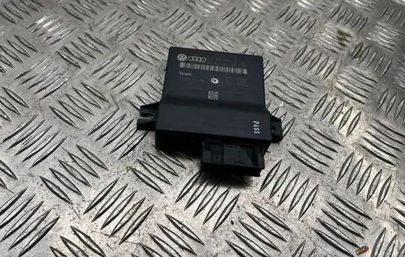 Audi A6 S6 C6 4F Gateway control module 4L0907468B 401324 4L0910468A