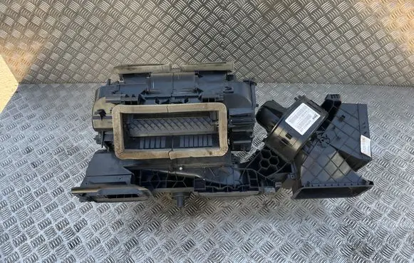 BMW X6 F16 Interior heater climate box assembly housing 6806551 6265725