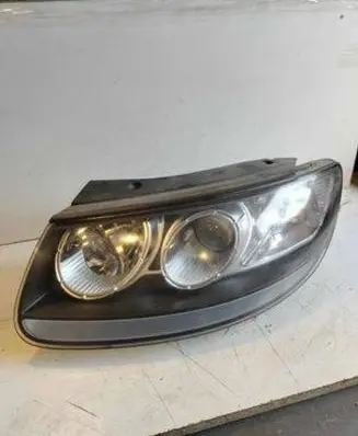 Hyundai Santa Fe Headlight/headlamp 921012BXXX