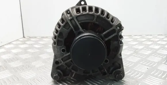 Renault Scenic II - Grand scenic II Generator/alternator 7711368355 0124525140