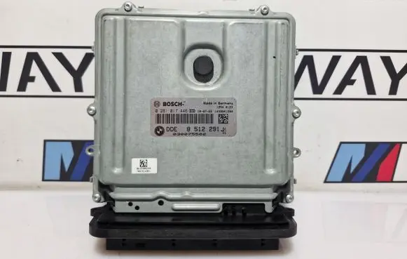 BMW 3 E90 E91 Engine control unit/module ECU