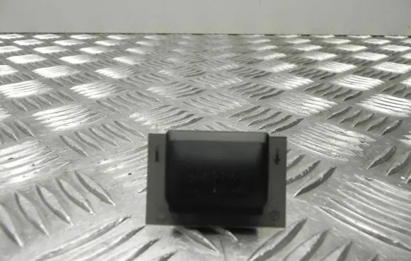Audi A3 S3 8V Rain sensor 8V0907451B T1213