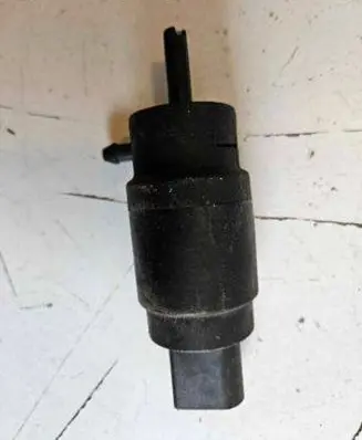 Mercedes-Benz E W211 Windscreen/windshield washer pump 3090179