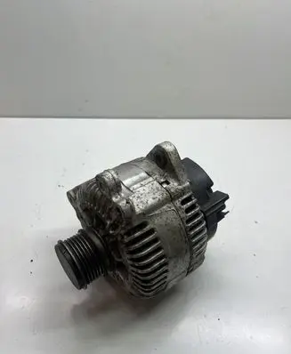 Volkswagen PASSAT B6 Generator/alternator 17173817