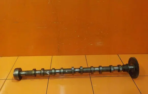 Volvo S60 Camshaft 31258094