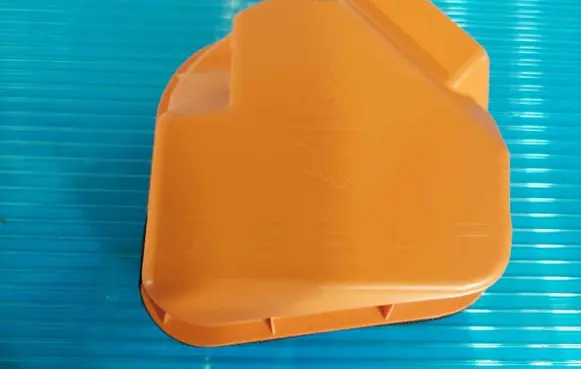 Tesla Model 3 Fuse box cover 109632600C