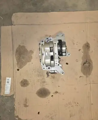 Toyota RAV 4 (XA40) Oil pump 