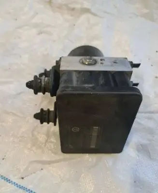 Audi A3 S3 8P ABS Pump 1K0614517AE 10020602404