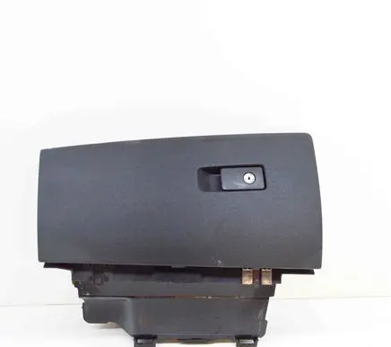 Volvo XC70 Glove box 30676279 31305491