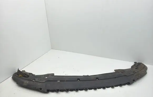 Audi Q2 - Front bumper skid plate/under tray 81A807233 AU276