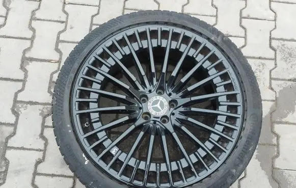 Mercedes-Benz EQC R21 winter tire 