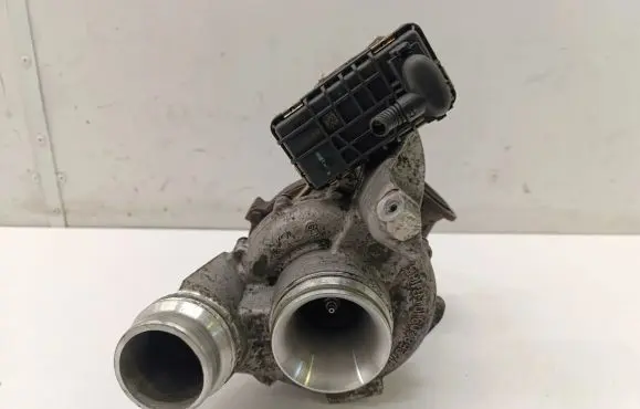 BMW 3 E90 E91 Turbo 7799753 6NW009543
