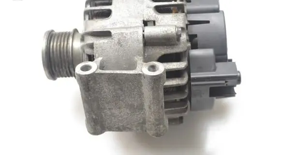 Mercedes-Benz C W204 Generator/alternator A0009067902