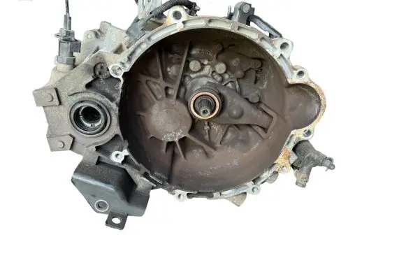 KIA Venga Manual 5 speed gearbox 4300032457
