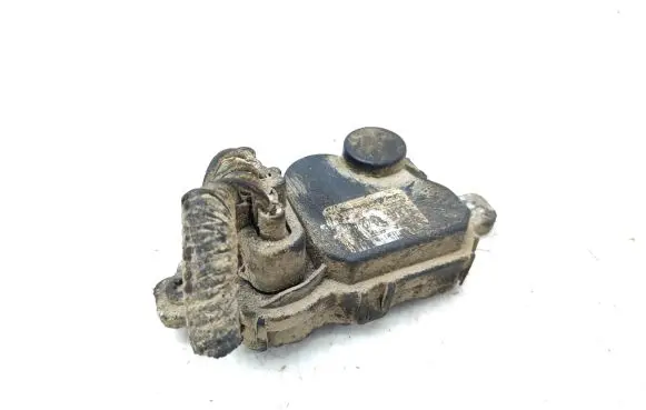 Mazda Tribute Fuel injection pump control unit/module 5L8A9D372AE