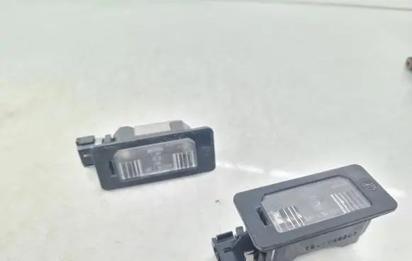 BMW 5 E60 E61 Number plate light 63267165646 7165646