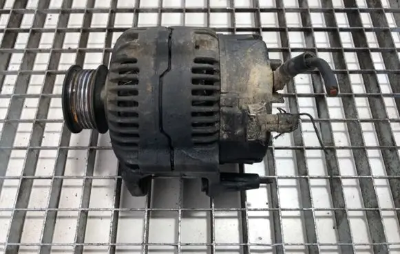 Volkswagen Transporter - Caravelle T4 Generator/alternator 