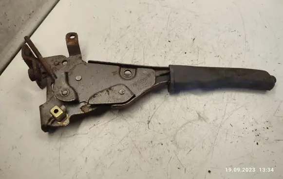 Volvo S40, V40 Handbrake interior bracket 30613749