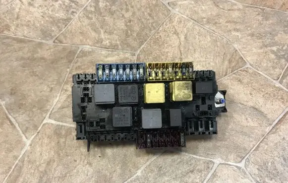 Mercedes-Benz GLE (W166 - C292) Fuse module A1669068201