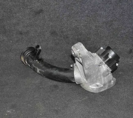 Other engine bay part