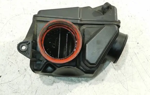Mercedes-Benz E W211 Intake resonator A2710900804 054700