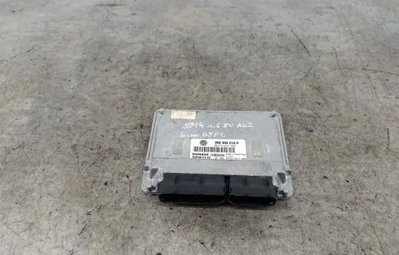 Volkswagen PASSAT B5.5 Engine control unit/module ECU 3B0906018P