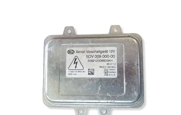 Volkswagen Golf VI Headlight ballast module Xenon 5DV00900000 208212008603AH