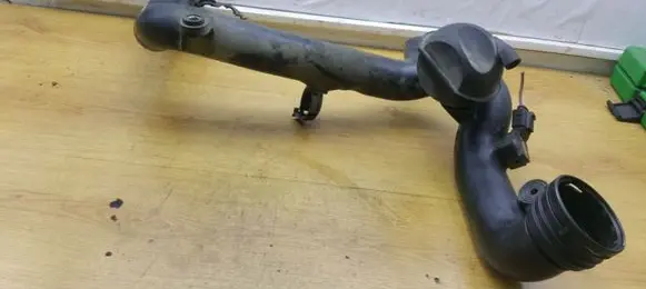 Volkswagen Caddy Intercooler hose/pipe 1K0145770B 7M0129808 038906051B