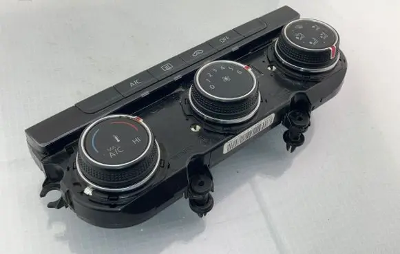 Volkswagen Golf VII Climate control unit 5G0907426M 5HB01117620 1401510484