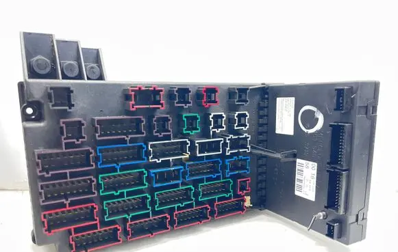 Mercedes-Benz ML W163 Fuse module 1635450016