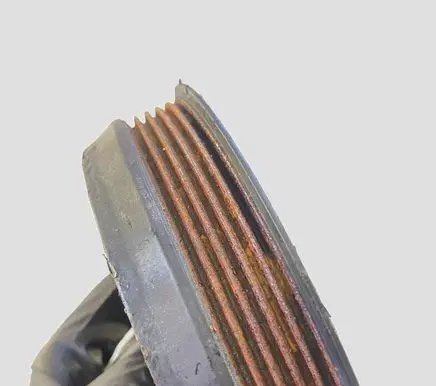 Volvo C30 Crankshaft pulley 08642408