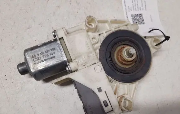 Peugeot 407 Rear door window regulator motor 999066103 9646595580