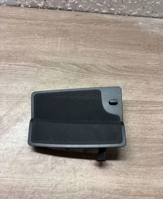 BMW 5 E60 E61 Dash center speaker trim cover 5195001D 70631059