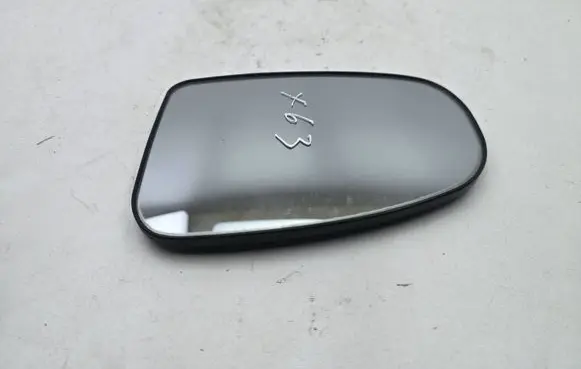 Toyota Prius (XW30) Wing mirror glass SR1400