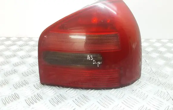 Audi A3 S3 8L Rear/tail lights 8L0945096