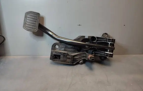 Tesla Model Y Brake pedal 762326157601
