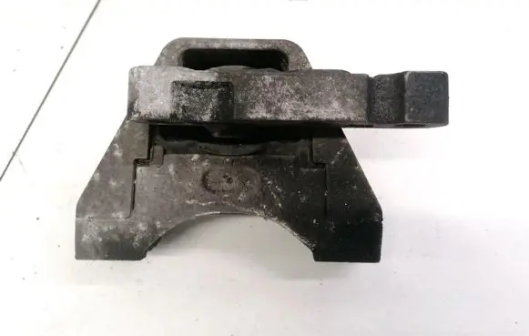 Opel Signum Engine mount bracket 21044611 210446-1-1