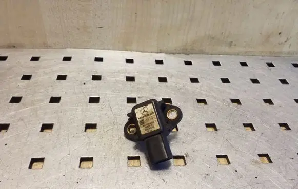 Mercedes-Benz C W203 Air pressure sensor A0041538428
