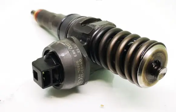 Skoda Superb B6 (3T) Fuel injector 038130073BQ 0414720312 32806