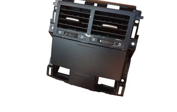 Volkswagen Touareg I Rear air vent grill 7L6819203C 7L6864251