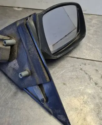Manual wing mirror